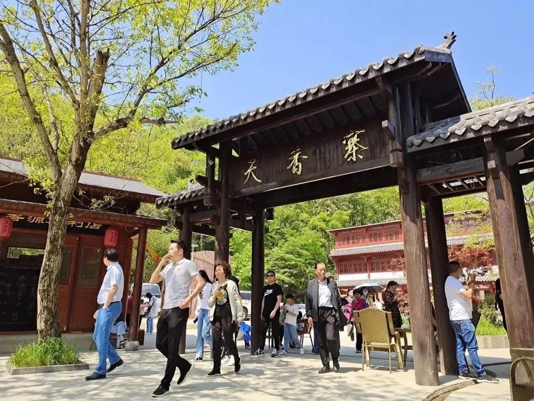 @寧強(qiáng)人，漢江源景區(qū)年卡福利來(lái)啦??！插圖24