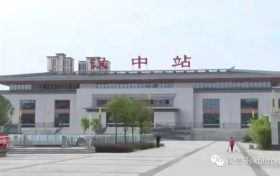 12月8日起，乘火車不再查驗(yàn)48小時(shí)核酸陰性證明縮略圖