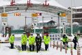 瑞雪降漢中，交警護(hù)平安縮略圖