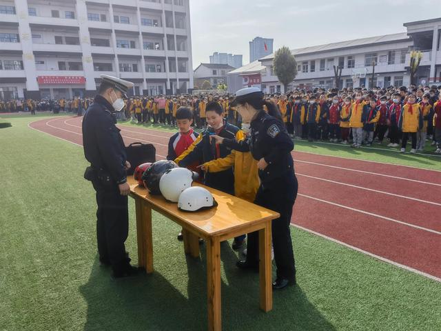 【全國中小學生安全教育日】漢中交警一大隊開講啦！插圖4