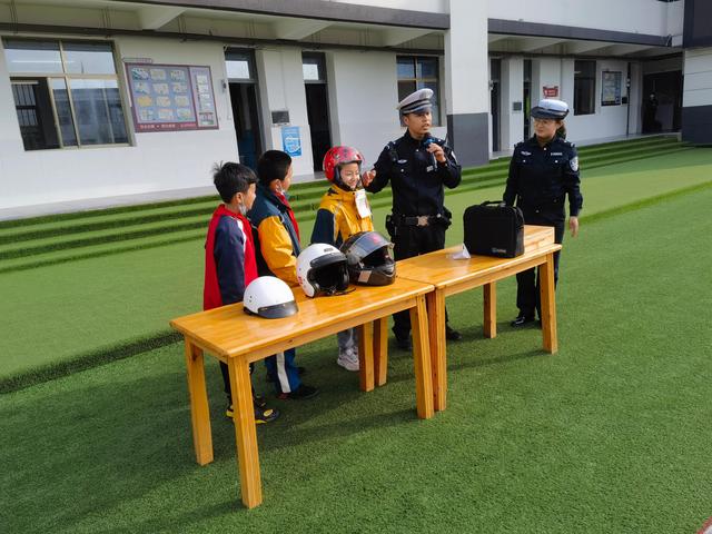 【全國中小學生安全教育日】漢中交警一大隊開講啦！插圖6