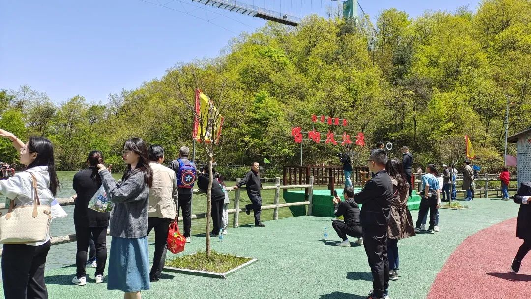 【驚喜】青年歌手劉建東、杜玉富、王霞將獻藝漢江源插圖8