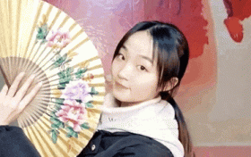 文化自信，薪火相傳！00后女生直播間唱戲，圈粉無數(shù)！縮略圖