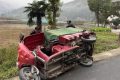 老人騎車(chē)摔倒路邊 民警及時(shí)暖心救助！縮略圖