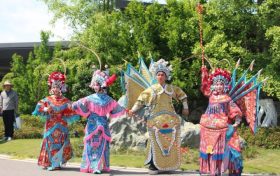 賞非遺、看表演！漢中“五一”文旅活動亮點(diǎn)紛呈縮略圖